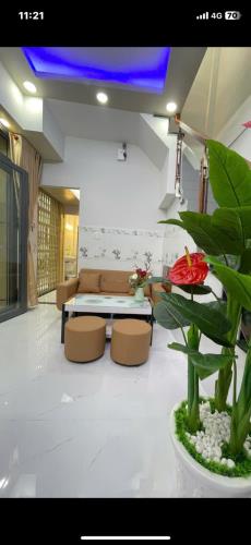 Cần bán gấp nhà Nguyễn Hồng Đào Phường 15 Tân Bình 21m2, 2 tầng 3.75 Tỷ. - 1
