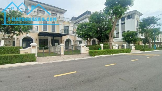 Đẳng cấp tại biệt thự verosa park – khang điền – 252m², 3 tầng, thang máy