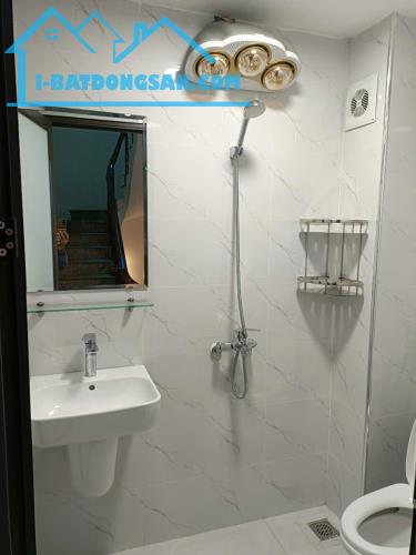 Bán nhà Đê La Thành ngõ thông nhà đẹp dân xây 2 thoáng 42m giá 8.5 tỷ . - 2