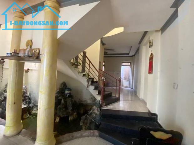 GIẢM NGAY 300 TRIỆU – CHỈ CÒN 5 TỶ – NHÀ ĐẸP HẺM 8M XE HƠI TRÁNH – GẦN AEON TÂN PHÚ – KHÔN - 2