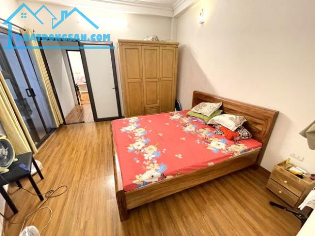 NHÀ MỚI Ngọc Thụy-Long Biên 61m2 X 4 tầng mặt tiền 10m,8.8 tỷ . - 1
