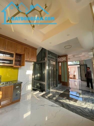 Bán nhà mặt phố Q.9, 90m², 4 tầng, 10.3 tỷ, sổ hồng - 3