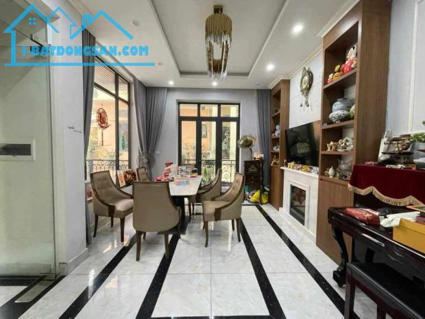 THANH NHÀN HAI BÀ TRƯNG 67m² x 5T MẶT TIỀN KHỦNG - NGÕ RỘNG - Ô TÔ VÀO NHÀ - THANG MÁY - 2
