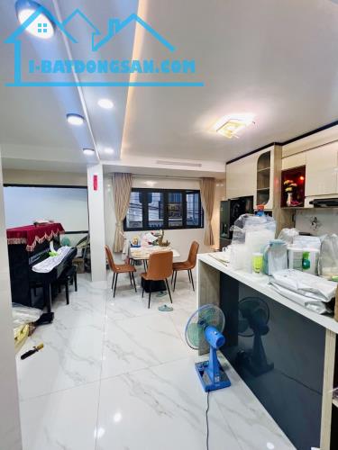 + 👉SỐC SIÊU PHẨM GẤP GẤP CẦN BÁN NHÀ Đ HƯƠNG LỘ 2 BTĐA B TÂN 8*8,5M 4L NHỈNH 7xT - 3