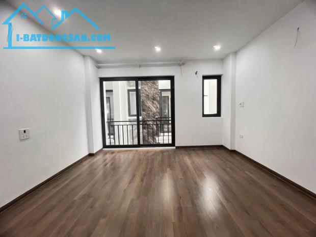 CẦN BÁN NHÀ XÂY MỚI PHỐ NGỌC THỤY, LONG BIÊN Ô TÔ VÀO CẠNH NHÀ NHỈNH 6 TỶ 5 TẦNG - 2