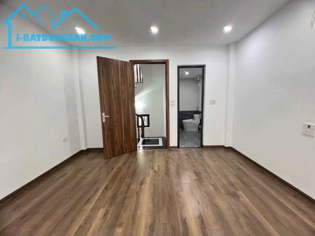 CẦN BÁN NHÀ XÂY MỚI PHỐ NGỌC THỤY, LONG BIÊN Ô TÔ VÀO CẠNH NHÀ NHỈNH 6 TỶ 5 TẦNG - 3