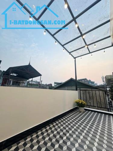 GIÁP BÁT – LÔ GÓC – GẦN Ô TÔ - 28m2 - 5 tầng - 5,39 tỷ - 5