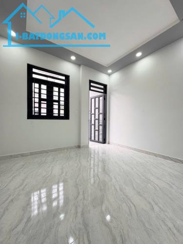 GẦN BỐN XÃ, NGAY LÊ VĂN QUỚI, 43M2, 3 TẦNG, HẺM XE HƠI, SỔ NỞ HẬU GIÁ NHỈNH 4 TỶ - 3