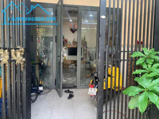 Bán gấp nhà C4 Trung Mỹ Tây 13 – Q12 – 80.6m2 – Giá 3.85Tỷ - 3