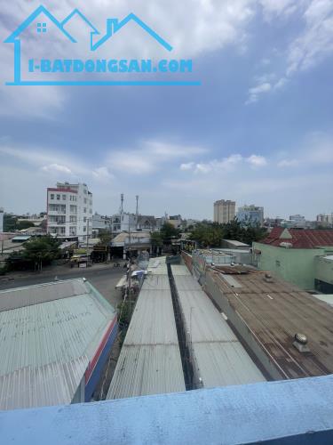 Bán gấp nhà hẻm 7m Hương Lộ 2, Bình Tân, 4 tầng, 5,2x17M, giá 6,35 tỷ ( TL l