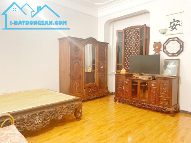 Nhà 3 Tầng Gần Lăng Bác – Nở Hậu, trong ngõ Thụy Khuê, Tây Hồ, Hà Nội. 60 mv  12.5 Tỷ - 5