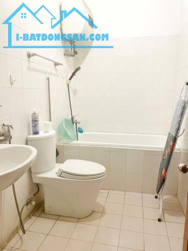 Nhà 3 Tầng Gần Lăng Bác – Nở Hậu, trong ngõ Thụy Khuê, Tây Hồ, Hà Nội. 60 mv  12.5 Tỷ - 3