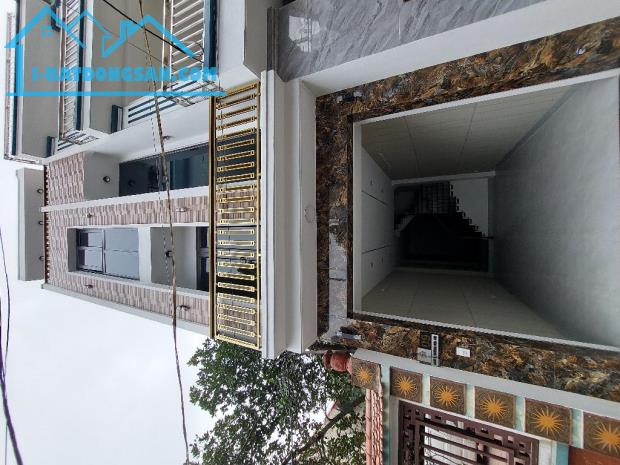 💥💥💥 NHÀ ĐẸP, NỘI AM - LIÊN NINH 40m2, 4 tầng, 5.6 tỷ - NGÕ THÔNG - GARA -7 CHỖ CHẠY VÈO