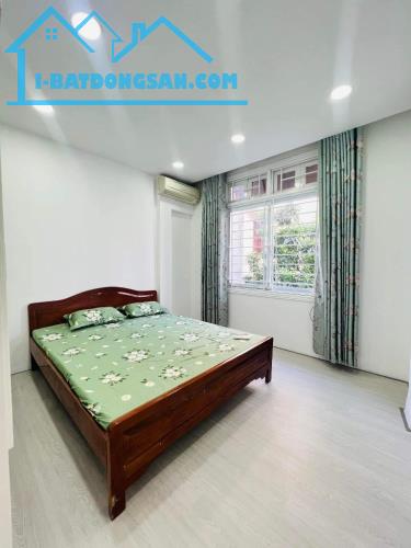 Bán nhà Chính Kinh dân xây  nhà đẹp 6 tầng 2 thoáng trước nhà  sáng ngõ nông 25m giá 4.2 t - 1