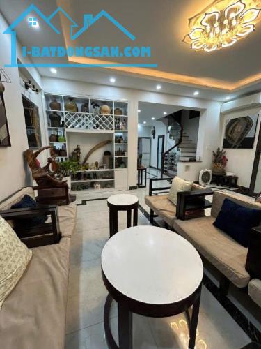 HIẾM BA ĐÌNH - KHÔNG QUY HOẠCH - CÁCH MẶT PHỐ 30M - FULL NỘI THẤT.