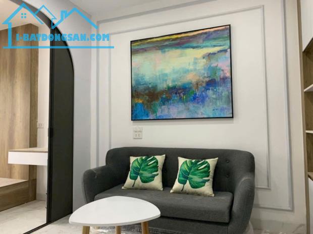 Đại Từ - Hoàng Mai - Tòa nhà chung cư mini 8 tầng thang máy - 100m2,mặt tiền 6.6m, tổng - 2
