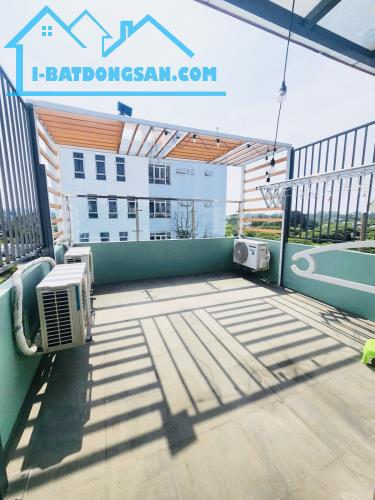 Bán nhà 4 tầng đúc gần mặt tiền Âu Dương Lân p3 Q8, ngang 4m SHR hoàn công 3PN chỉ 4 Tyxx