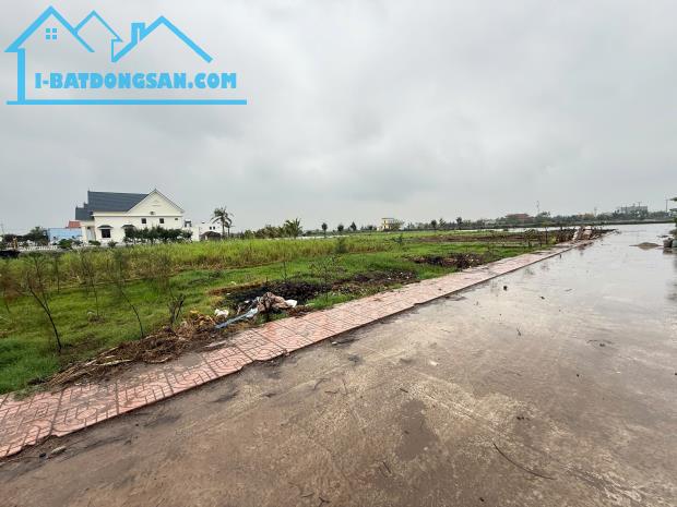 Bán đất biển du lịch 83m2 cách bãi tắm 100m chỉ hơn 1 tỷ - 1