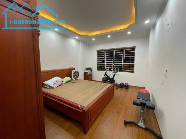 Mặt ngõ Khương Đình, 2 thoáng, ô tô tránh, 61m 6 tầng TM 4.1m mặt, Giá 15.6 tỷ 0796193699 - 2