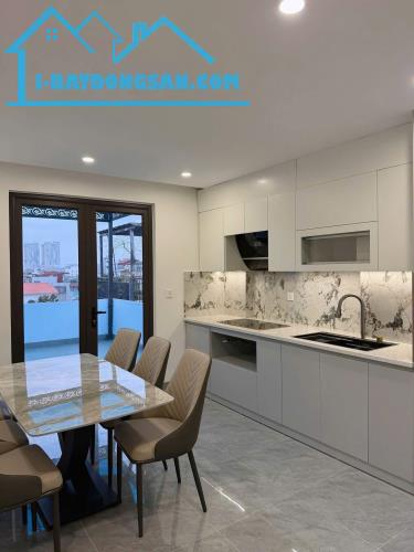 ❤️💜BÁN NHÀ PHỐ NGỌC THUỴ 45M2x7T MT4m CHÀO 13.5 TỶ - Ô TÔ - FULL NỘI THẤT - THANG MÁY 💥 - 3
