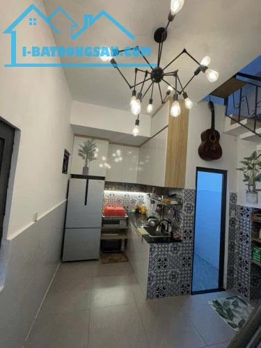 MẶT TIỀN GIÁ HẺM, ĐƯỜNG 6M , LINH TRUNG, CHỈ 7 TỶ (THƯƠNG LƯỢNG).