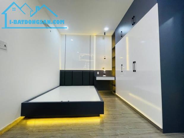 BÁN NHÀ CƯ XÁ PHÚ BìNH LẠC LONG QUÂN P5Q11 .HẺM NHỰA 8M. CÓ THANG MÁY+ VỊ TRÍ ĐẸP CHỈ 9,9Đ - 3