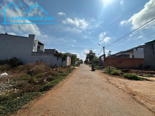 📣Bán #đất 5x35m #1tỷ 685tr đường B2 Phạm Ngũ Lão Buôn Ma Thuột cách vòng xoay 100m. 🚗