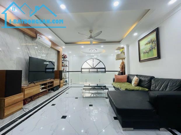 SIÊU PHẨM NHỈNH 8 TỶ - CỔ LINH 50M, MT 4,5M, MORNING QUA NHÀ, GẦN AEON - 2