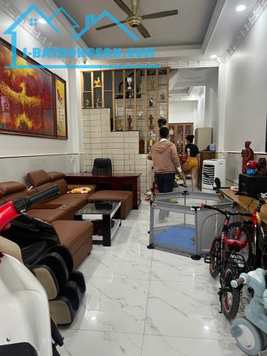 Chủ gửi căn nhà cần bán gấp SHR Lk 4-5 Bình Tân - 2