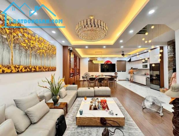 Bán nhà đống đa phân lô siêu đẹp