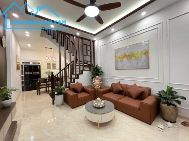 BÁN NHÀ KHU LÒ ĐÚC, Ở LUÔN, NGÕ THÔNG, KINH DOANH,Ô CHỜ THANG MÁY, 38M2 GIÁ CHỈ 7,6 TỶ - 1