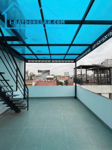 Ngọc Lâm 7 tầng thang máy, gara, ngõ thông ô tô tránh, lô góc, đủ nội thất