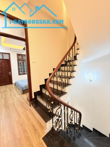 💥 Nhà Đẹp Vũ Hữu, Ba Bước Ra Ôtô, Full Nội Thất, Sổ Đỏ Hoa Hậu, DT 45m2, Giá 9.x Tỷ - 4