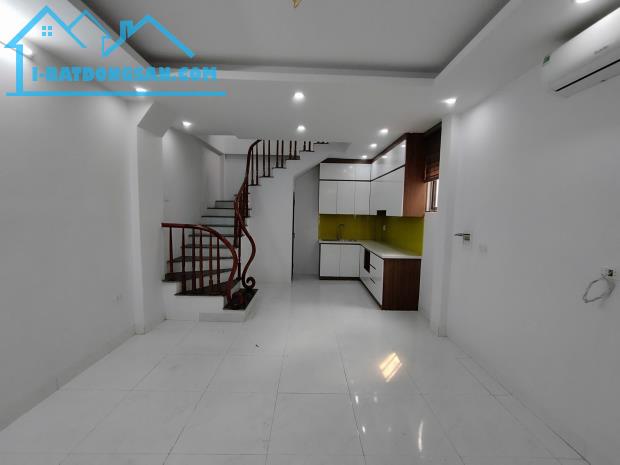 CẦN BÁN GẤP NHÀ MỚI 4.5 TẦNG – VẠN PHÚC, HÀ ĐÔNG – GIÁ 6,6 TỶ (CÓ THƯƠNG LƯỢNG) - 4
