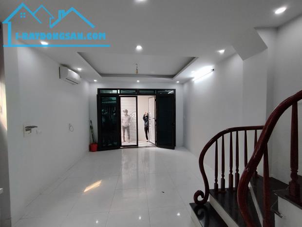 CẦN BÁN GẤP NHÀ MỚI 4.5 TẦNG – VẠN PHÚC, HÀ ĐÔNG – GIÁ 6,6 TỶ (CÓ THƯƠNG LƯỢNG) - 5