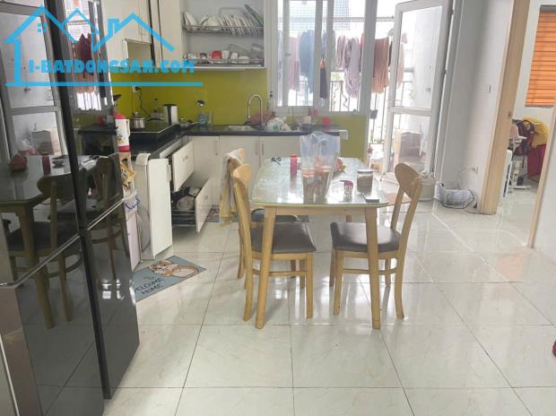 Chính chủ cần bán gấp căn hộ 2 ngủ nhà đẹp, tầng cao tại KDT Thanh Hà Cienco 5 - 1
