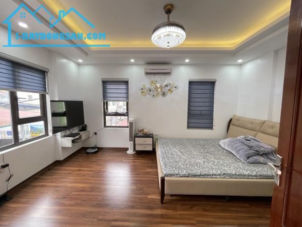 🔥 Nhà 5 Tầng nguyễn văn cừ Long Biên – Oto Đỗ Cổng |38m²| Giá: 6,2 tỷ - 1