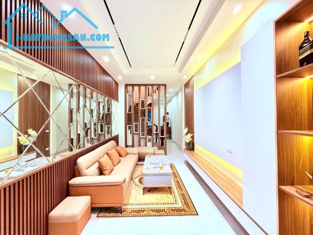 GỐC ĐỀ - MINH KHAI – 40M2 – HƠN 7 TỶNGÕ THÔNG KINH DOANH - NHÀ MỚI ĐẸP FULL NỘI THẤT - 3