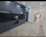 🔥 Nhà 5 Tầng Ngọc Thụy – Cách Phố Vài Bước – Oto Đỗ Cổng 40m² Giá: 6,5 tỷ