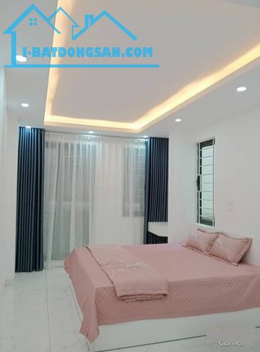 Bán nhà Văn Quán - Hà Đông diện tích 32m2, 5 tầng Lô góc