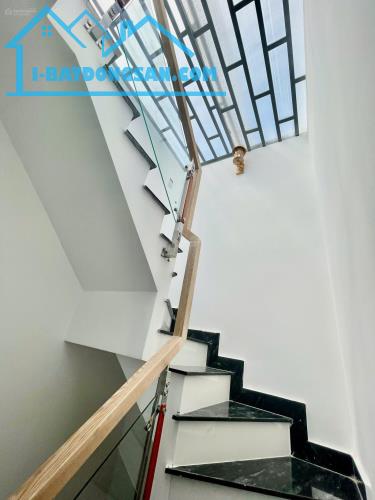Bán gấp nhà HXH 6m mới xây gần Aeon Bình Tân, Bình tân