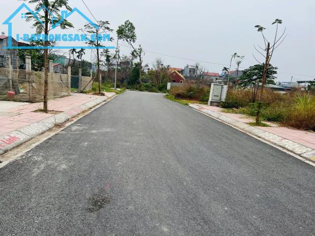 Bán lô đất tổ 6 trung tâm thị trấn An Dương giá chỉ từ  2,xx  tỷ  Lh 0979087664 - 2