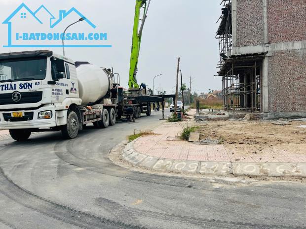 Bán lô đất tổ 6 trung tâm thị trấn An Dương giá chỉ từ  2,xx  tỷ  Lh 0979087664 - 4