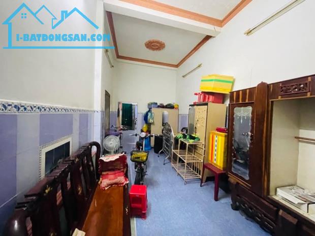 Bán Nhà 3 Tầng Phước Long B, Quận 9 - Giá 5 Tỷ - 2