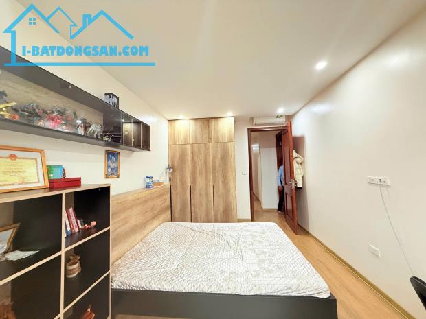Phố VIP Ngọc Hà – ngõ container phi ầm ầm – Vỉa hè đá bóng – Thang máy – Garage ô tô