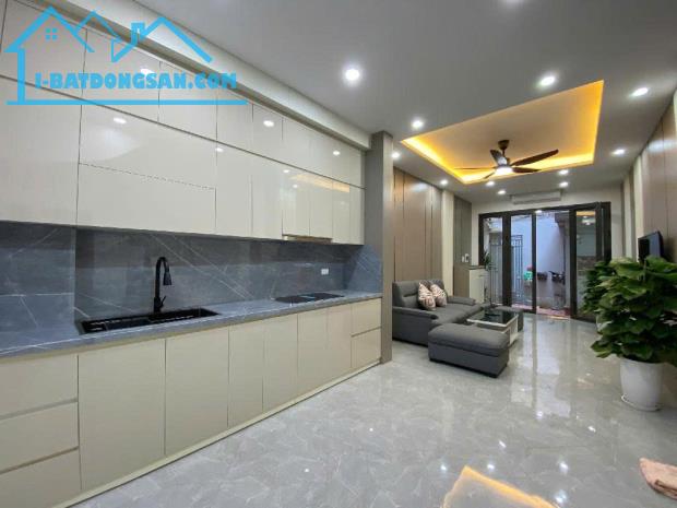 NHÀ BẠCH MAI - GIÁ MỀM HIẾM GẶP – 31M² x 5T 6.75 tỷ - 2