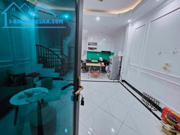 Bán nhà đẹp , điện tích 36m2 , 5 tầng - 2