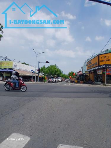 HÓT!! CHỦ GẤP BÁN GIẢM 800TR-NHÀ SONG HÀNH QUẬN 12-82M2, NGANG 5.5M, HẺM NHỰA-CHỈ 5.2 TỶ