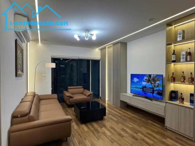 Bán căn hộ 2 phòng ngủ chung cư Ngoại Giao Đoàn – 75m2 sử dụng – giá chỉ 5,x tỷ