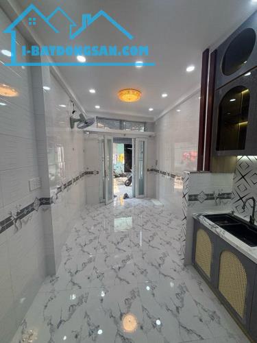BÁN NHÀ  - 20m2  - Tỉnh Lộ 10 - HXH THÔNG  -NHÀ MỚI Đẹp - 2.49 TỶ - 2